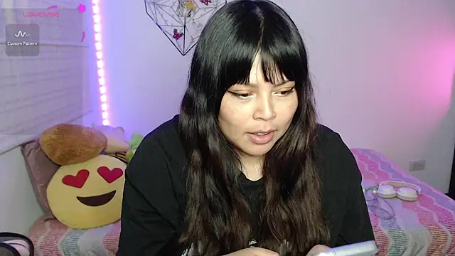 EllieMoonX Adlı Modelin Canlı XXX Sohbeti