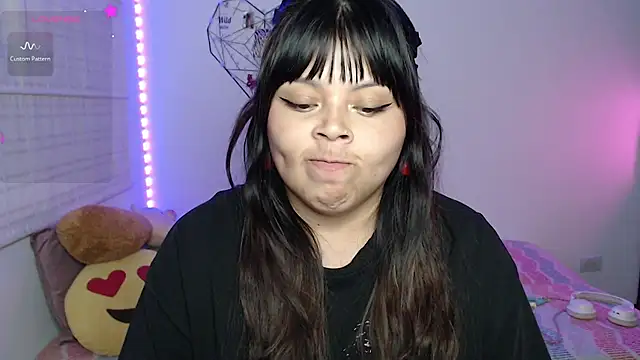 EllieMoonXのライブXXXチャット