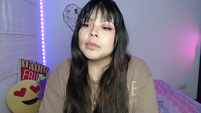 Онлайн чат XXX EllieMoonX