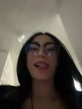 Živý XXX chat Lucy_699