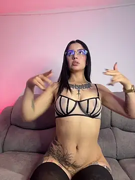 Lucy_699 现场XXX聊天