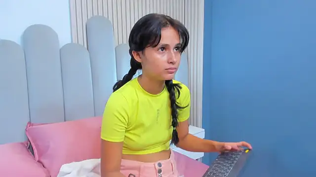 luly_dreams Live XXX-Chat