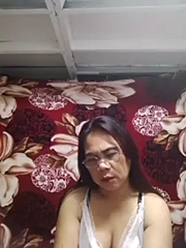 erma_joy's Live Chat Room