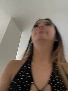 HoneyMollyX's Live XXX Chat