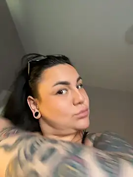 SwittieKendra Live XXX Chat