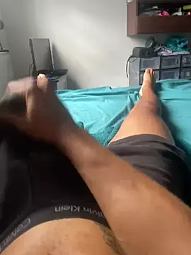 Show modela shreddystrokes na web-kameri