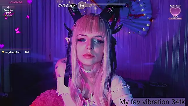 ArianaLight Pertunjukan Webcam