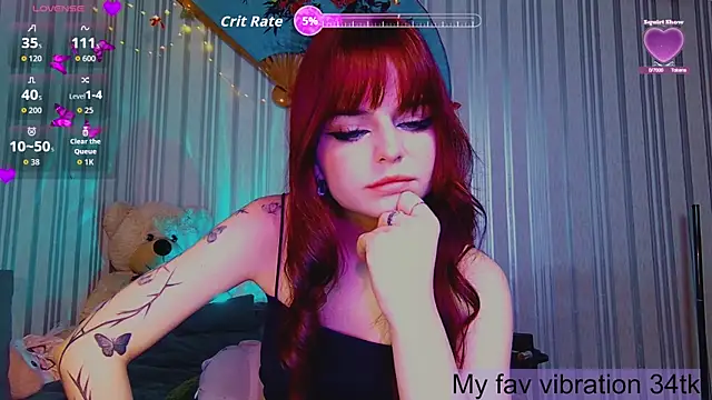 ArianaLight élő XXX-chatje