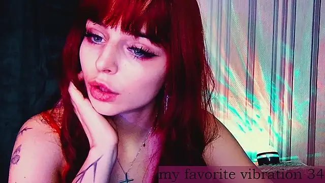 Chatroom XXX en direct de ArianaLight