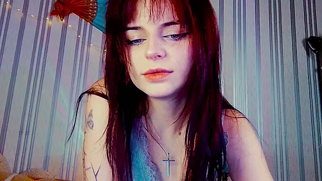 ArianaLight XXX чат на живо