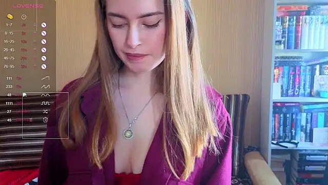EmiliaCouple Show Webcam