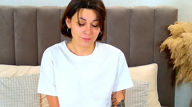 XXX chat uživo modela EdenSolis