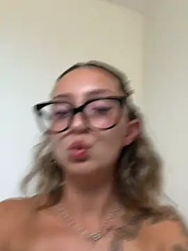 Lolasecret_'s Webcam Show