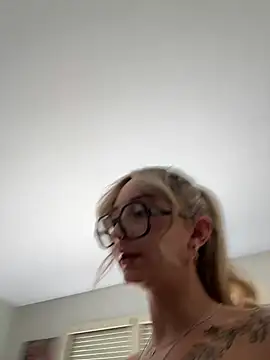 Lolasecret_ 웹캠 쇼
