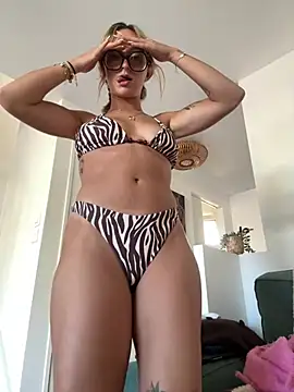 Lolasecret_ 웹캠 쇼
