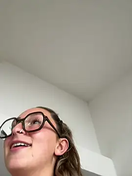 Lolasecret_ Adlı Modelin Web Kamerası Şovu