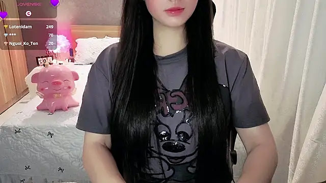 JENNIE-16's Live XXX Chat