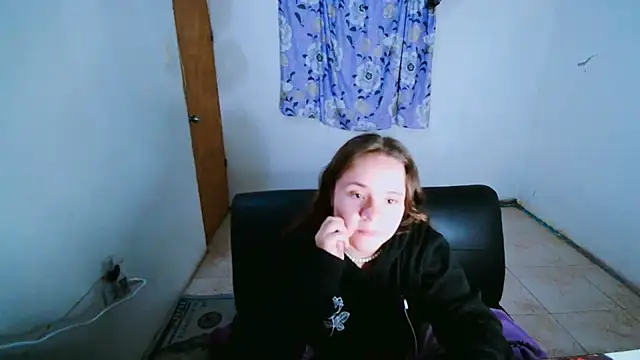 Онлайн чат XXX SweetRabbit29