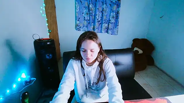 SweetRabbit29's Live XXX Chat