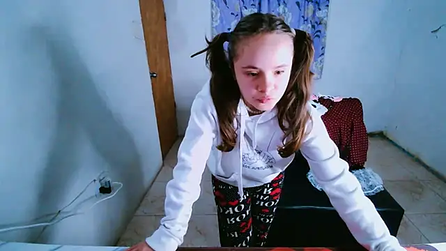 Chat XXX en directo de SweetRabbit29