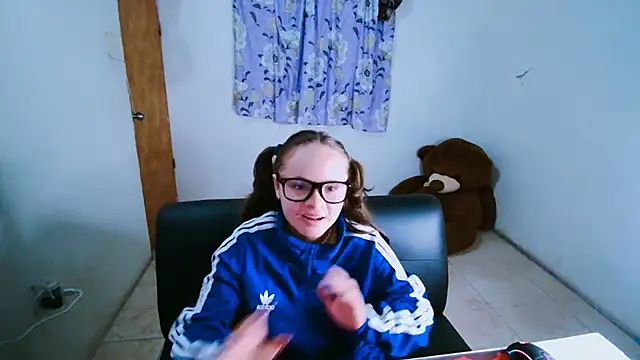 SweetRabbit29 Chat XXX in diretta