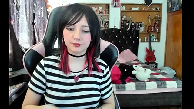 Maki_Zero's Live Chat Room