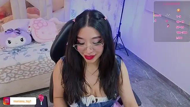 Živý XXX chat MARIANA_TAY1