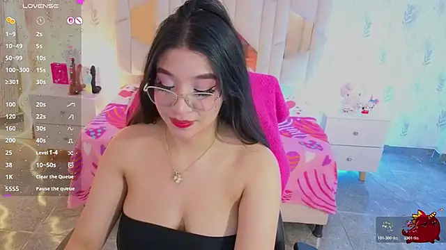 MARIANA_TAY1's Live XXX Chat