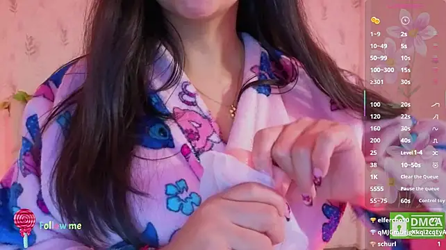 XXX chat uživo modela MARIANA_TAY1