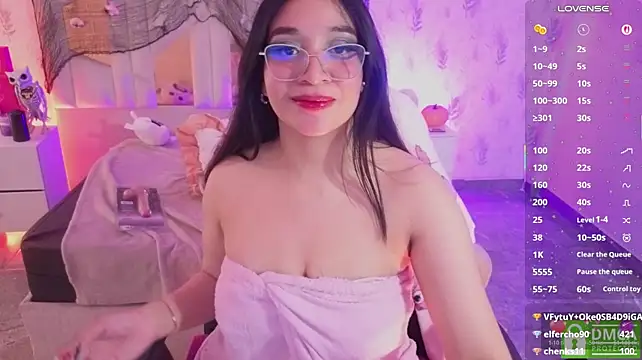 MARIANA_TAY1 Show in webcam