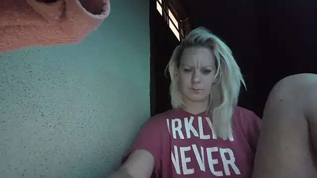 SlyLadyn Live XXX chat