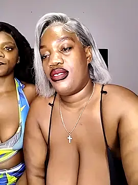 SweetBedroomEyez Webcam show