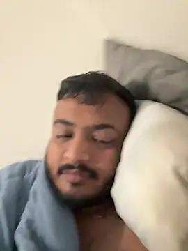 Show modela indianguysolo na web-kameri