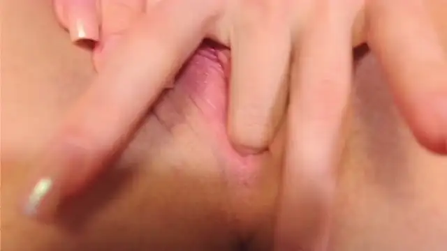 Laura_pinky Show Webcam