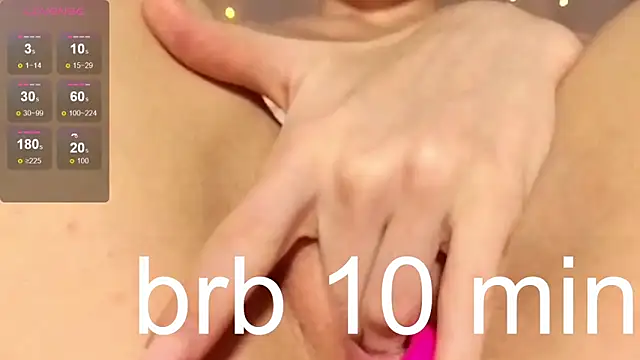 Laura_pinky's Webcam Show