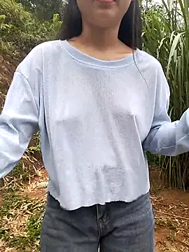 Lolan-00 在線直播表演