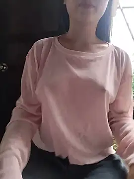 Lolan-00 在線直播表演