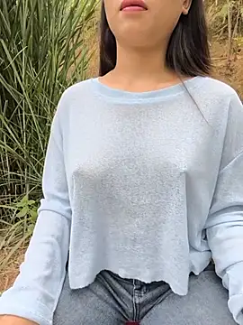 Lolan-00 在線直播表演