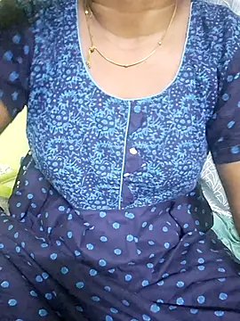 tamil_kanaka Webcam Show