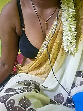 tamil_kanaka's Live XXX Chat