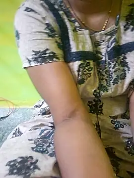แชท XXX สดของ tamil_kanaka