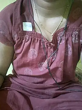 Chat +18 de tamil_kanaka ao vivo
