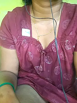 הופעת וובקאם של tamil_kanaka