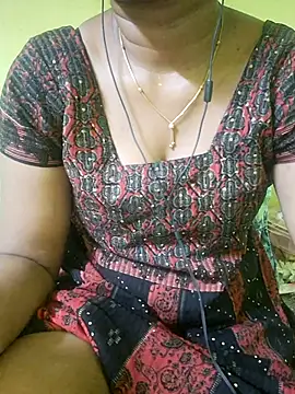 צ'אט XXX בשידור חי של tamil_kanaka
