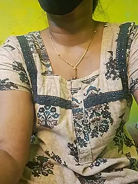 Chatroom XXX en direct de Tamil_hot_leena