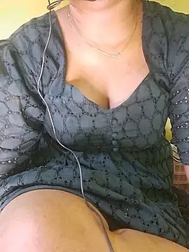 Вебкам-шоу Tamil_hot_leena