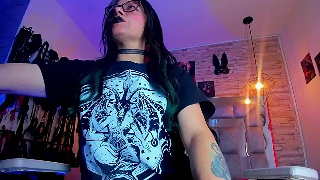 Evangelinejoness_ Live XXX Chat