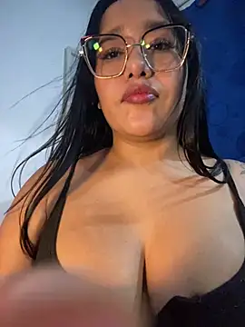 Chat XXX ao vivo de mis-violetha