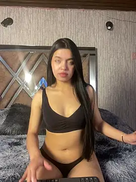 Show Webcam de LunaMoore_Pink