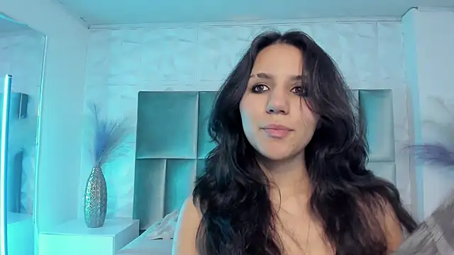 Онлайн чат XXX HollyPeach